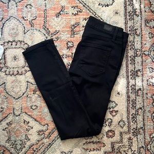 Paige Hoxton skinny jeans